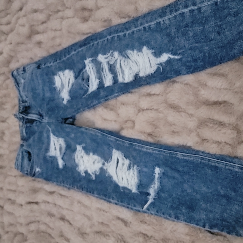 American Eagle Mom Jean